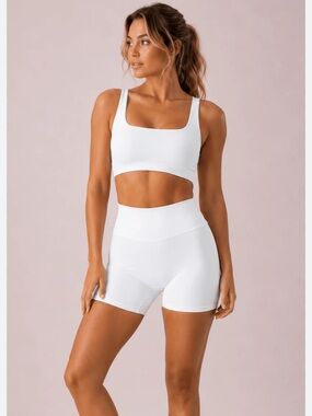 White ribbed biker shorts matching set size medium new without tags